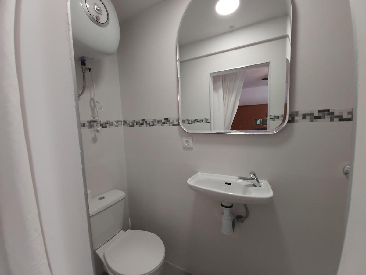Manuelito Rooms II Valencia Valenza